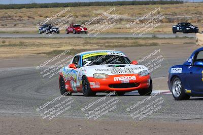 media/Oct-15-2023-CalClub SCCA (Sun) [[64237f672e]]/Group 4/Race/